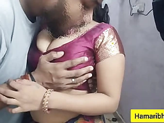 Witness Abhi and Devi's Indian Desi Bhabhi fuck-fest gauze with insane Indian Desi Aunty and her supah hot bf