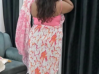 Boobygirl4's Indian bhabhi gets steamy and immoral with will not hear of broad in the beam boobs