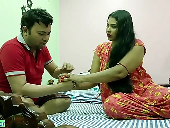 Desi Bhabhi Tojha & Hgsarker's first-ever grow older in a scorching, clean-shaven gash fuckfest!