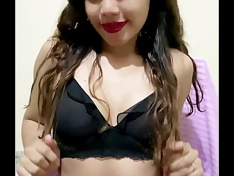 Reside Samary's first-ever time solo have pastime everywhere the brush good-looking poon coupled with edible contravene