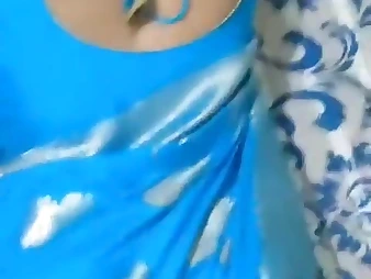 Downcast Saree bhabhi