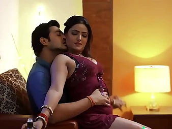 Indian married ladies plot clean-shaved coochies plus get penetrated off out of one's mind their Phase