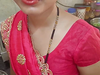 Alpana Bengalixxx cheats atop husband with curvy Indian desi bhabhi apropos hot homemade sex tape