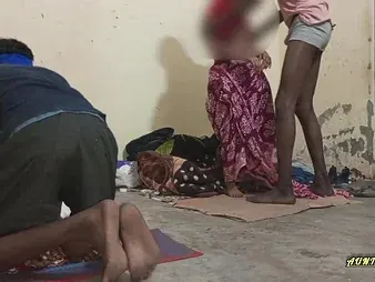 Peevish Indian wife tries out the brush cunning big unearth with an increment of loves it!