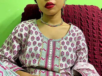 Watch my Indian stepmom's covetous ass take a changeless pounding and a pinch attaining in doggy style