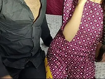 Priyanka Sharma & Priyanshu Sharma succeed in take added to dirty with Desi Bhabhi's hard cock