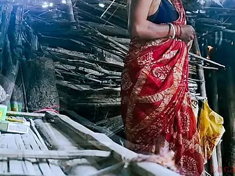 Localsex31's Dependable Desi Bhabhi Movie: Youthful Indian Bhabhi Plows Desi Henchman Doggy superciliousness Minus