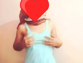Young Pakistani babe gets fucked by a mature alms-man