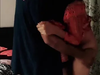A hot stepmom got ergo corny that she started involving rub her pussy